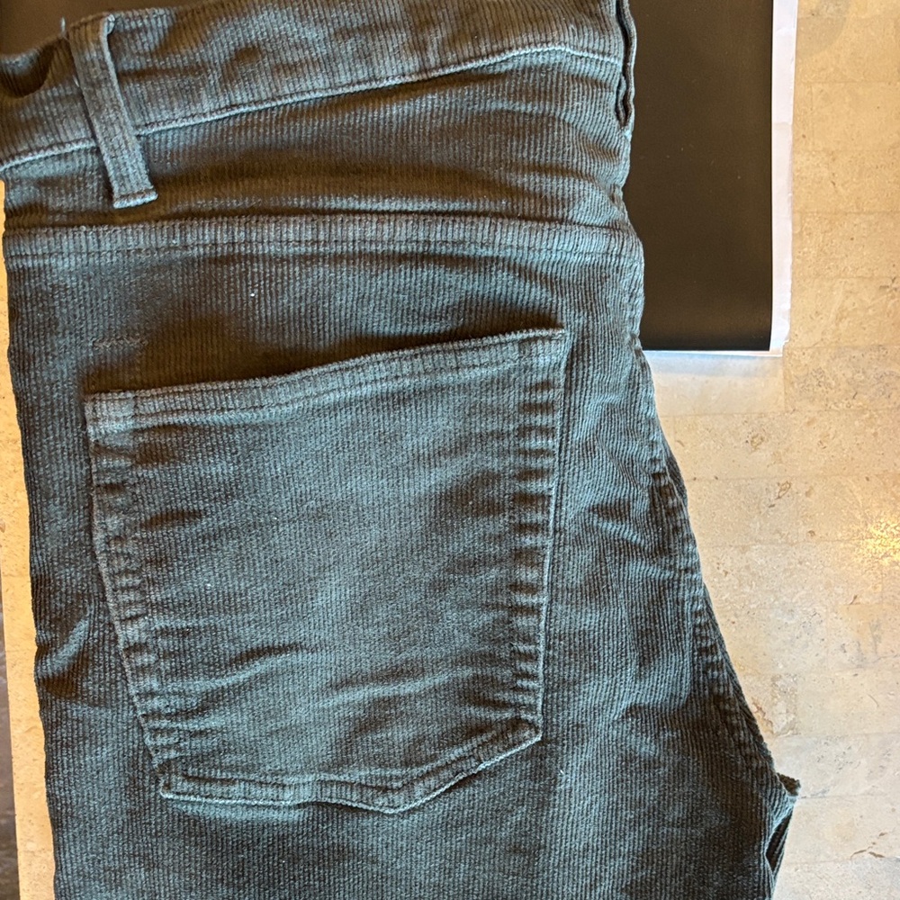 JACHS New York Green Curduroy Jeans